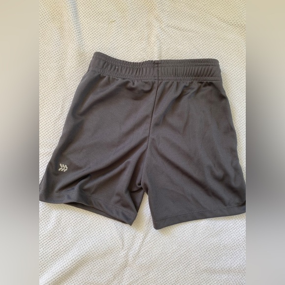 Bundle of Boy’s Shorts (4 pairs) XS 4/5 - Picture 10 of 10